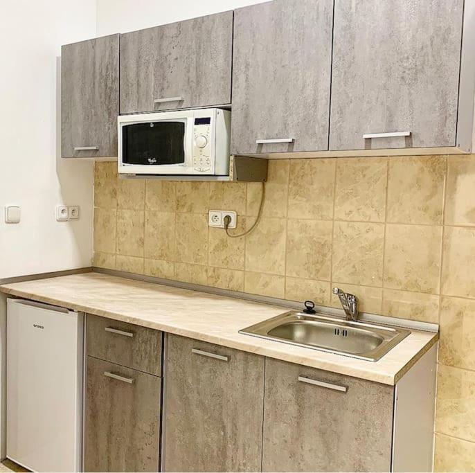 Cozy Apartment Near Hockey & Football Arena Bratislava Dış mekan fotoğraf